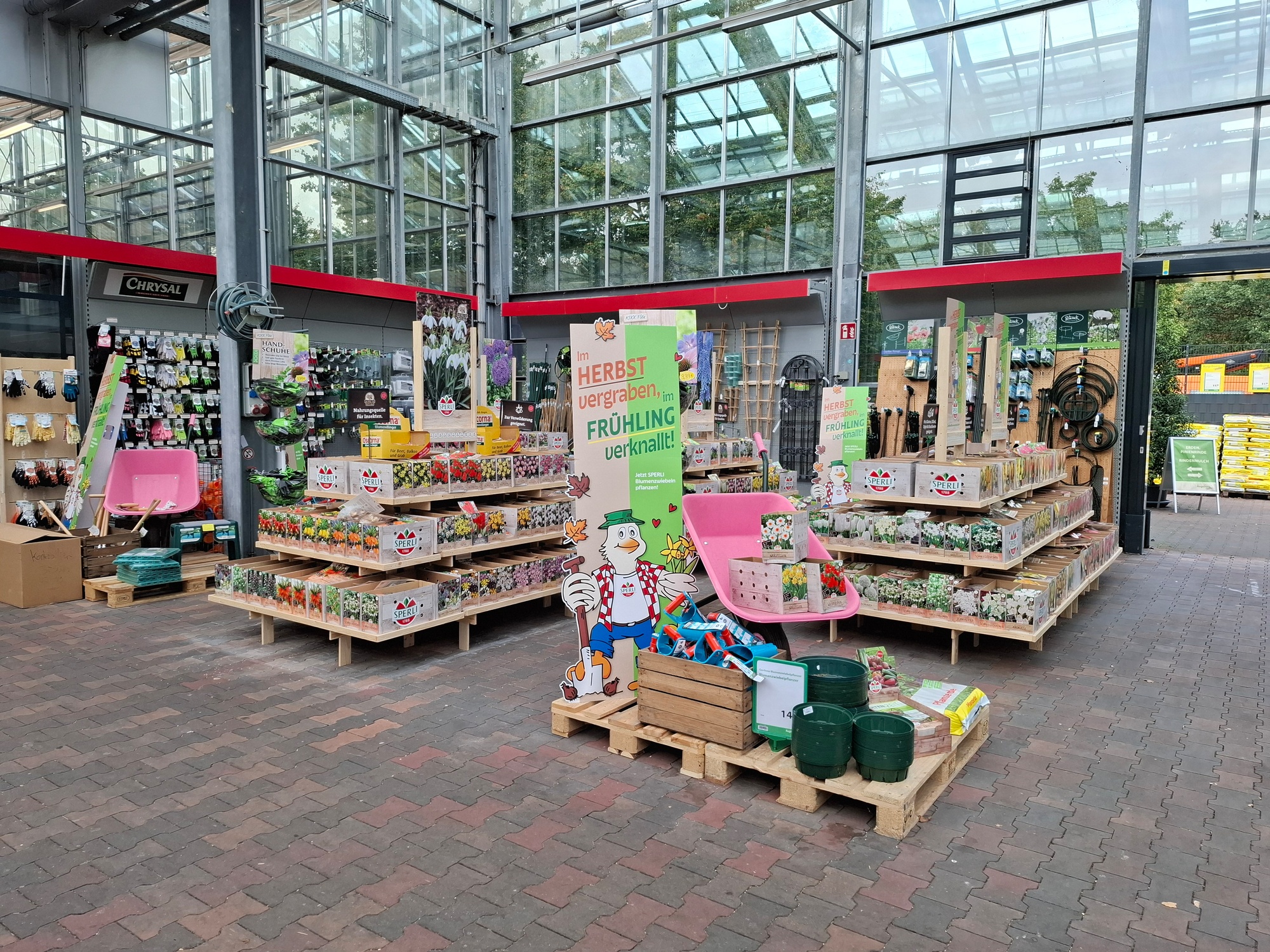 Sperli-Kom.-Konzept Herbst - Aufsteller Figur Sperling – Größe 70x178cm